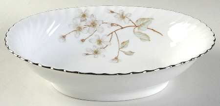 Dogwood (Platinum Trim) 9" Oval Vegetable Bowl