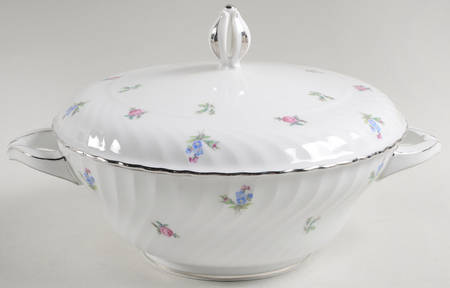 Dresden Flowers (Platinum Trim) Round Covered Vegetable