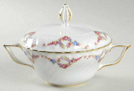 Garland Sugar Bowl & Lid