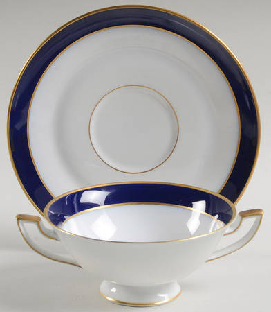 Grandeur Footed Cream Soup Bowl & Saucer Set
