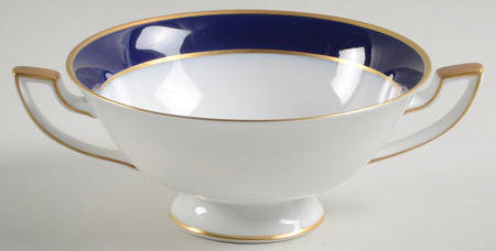 Grandeur Footed Cream Soup Bowl