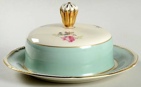 Melrose Round Covered Butter