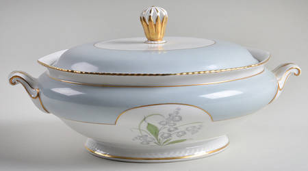Romance Round Covered Vegetable