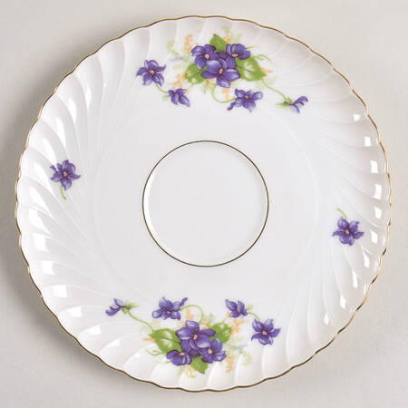 Viola (Gold Trim) Saucer