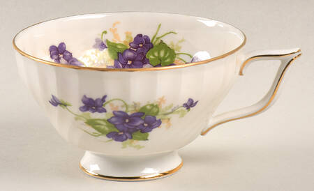 Viola (Gold Trim) Footed Cup