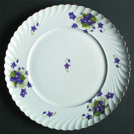 Viola (Gold Trim) by Royal Tettau