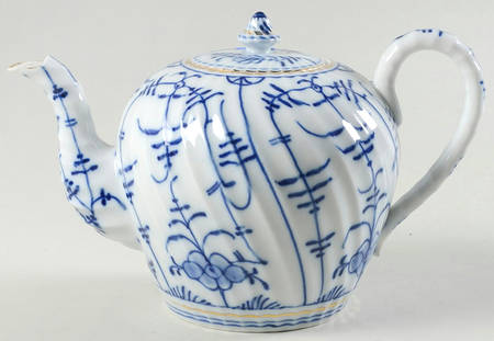 ROT34 Teapot & Lid