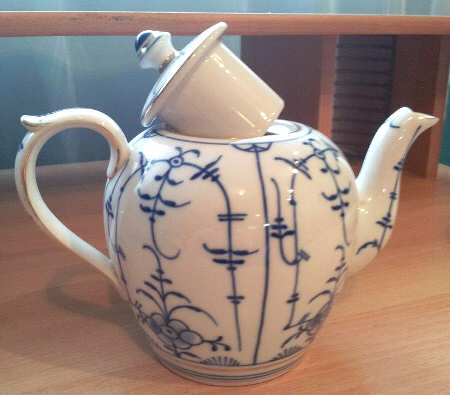 ROT58 Teapot & Lid