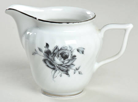 Ebony Rose Creamer