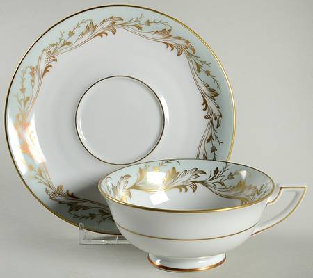 ROT76 Footed Cup & Saucer Set