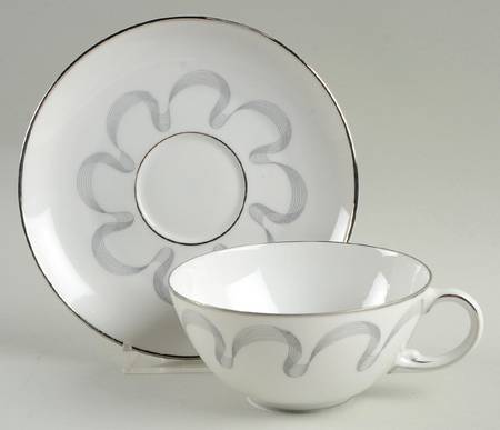 1156 Flat Cup & Saucer Set