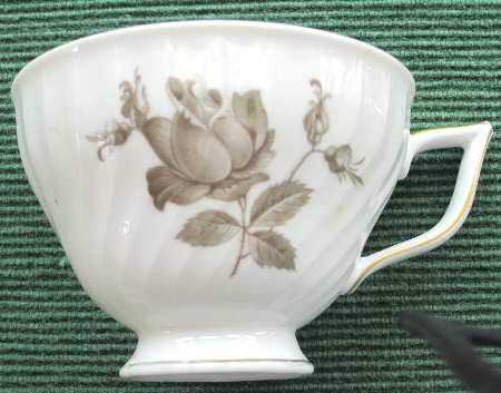 ROT9 Footed Cup