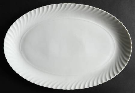 Simplicity White 14" Oval Serving Platter