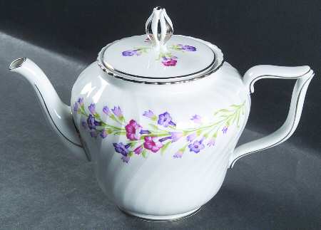 Spring Wreath Teapot & Lid
