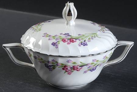 Spring Wreath Sugar Bowl & Lid