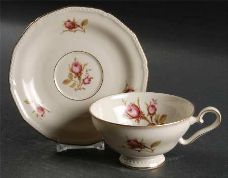 Trellis Rose Footed Cup & Saucer Set