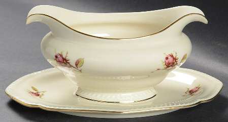 Trellis Rose Gravy Boat with Attached Underplate