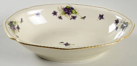 Violet (Gold Trim) 9" Oval Vegetable Bowl