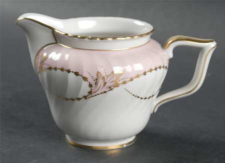 Yvonne Pink Creamer
