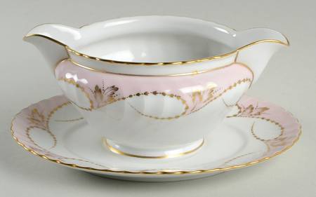 Yvonne Pink Gravy Boat with Attached Underplate