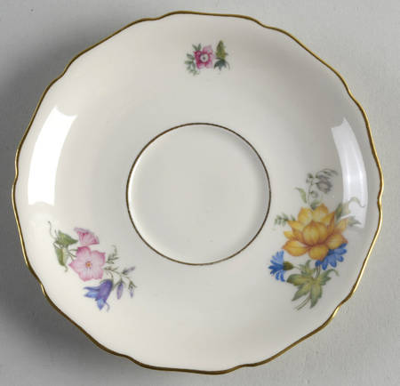 Bridal Bouquet Saucer for Footed Cup