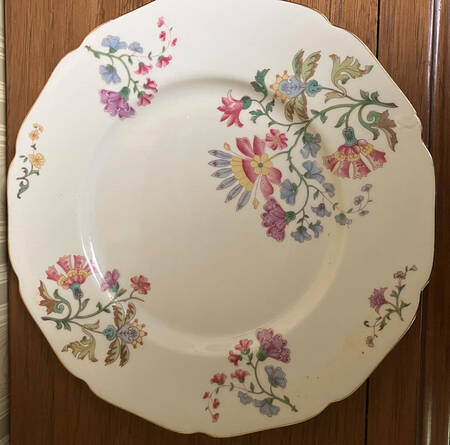 Figaro Luncheon Plate by Royal York (Germany)
