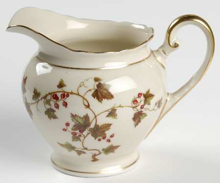 Summer Vine Creamer