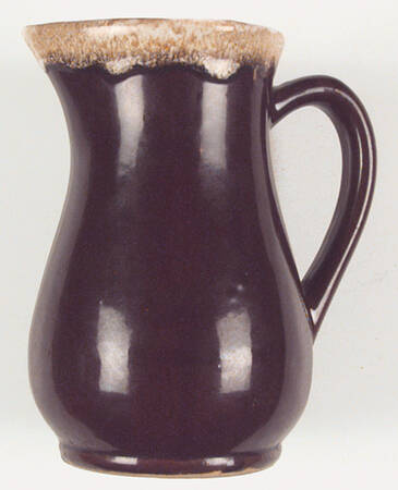 Brown Drip 16 Oz Pitcher