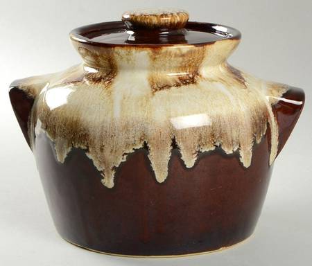 Brown Drip Bean Pot & Lid