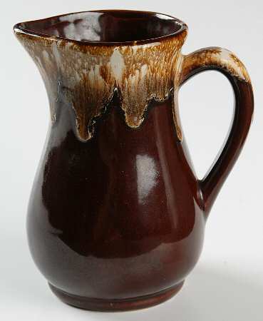 Brown Drip 20 Oz Pitcher