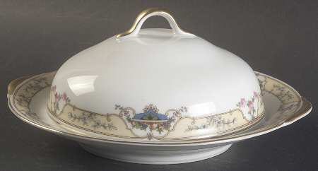 Martia Round Covered Butter