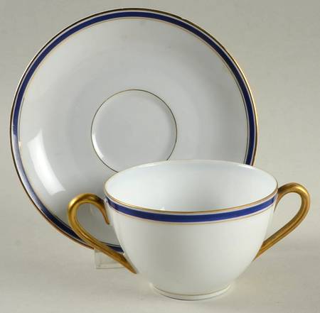 RSC13 Flat Bouillon Cup & Saucer