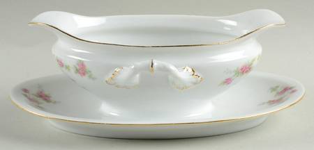 RSC8 Gravy Boat with Attached Underplate