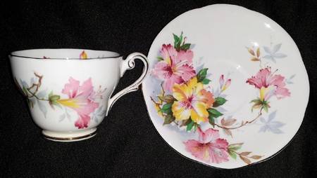 Azalea Footed Cup & Saucer Set