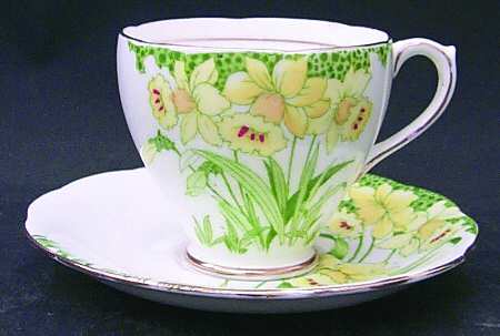 Daffodils Footed Cup & Saucer Set