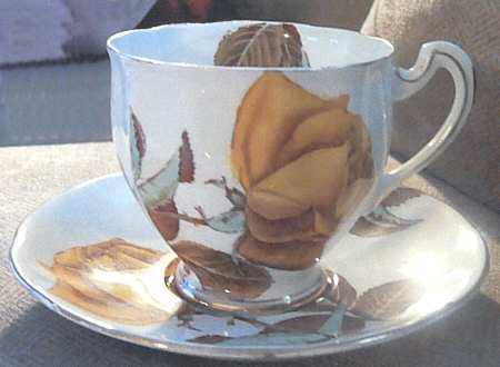English Rose Yellow Footed Cup & Saucer Set