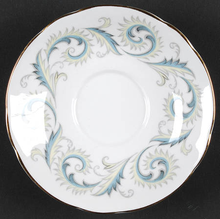 Garland Saucer for Footed Cup