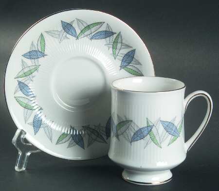 Trend Footed Cup & Saucer Set