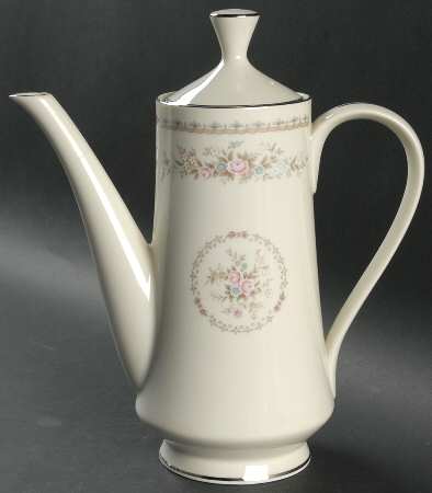 Jaime Coffee Pot & Lid