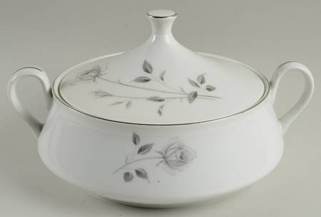 Midnight Rose Round Covered Vegetable