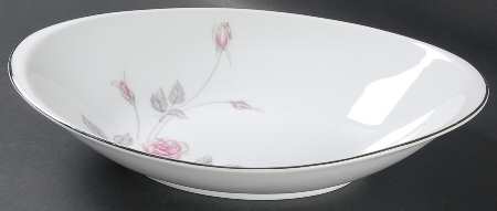 Remembrance 11" Oval Vegetable Bowl