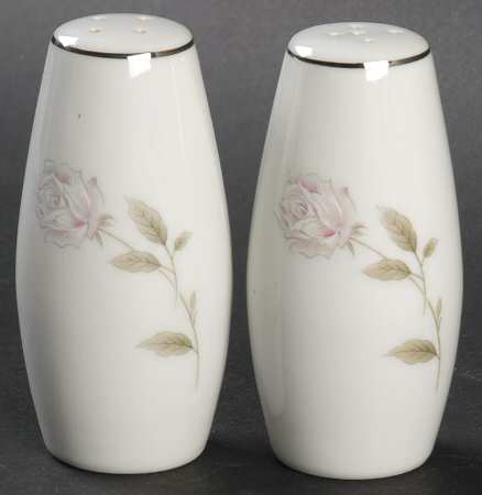 Romance Salt & Pepper Set