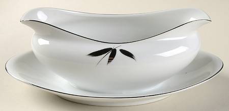 Silver Beauty Gravy Boat with Attached Underplate