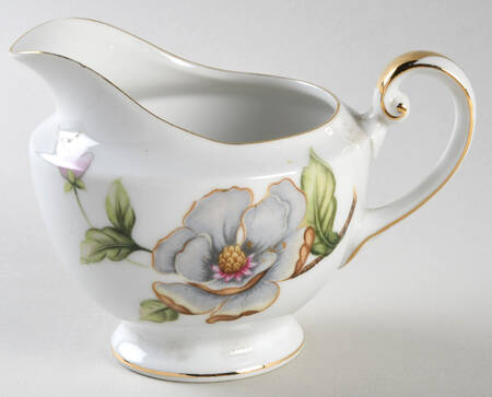 Dogwood Creamer