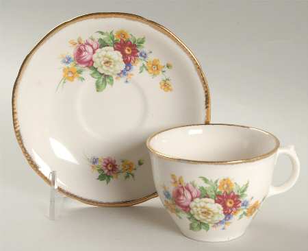 Riverdale Flat Cup & Saucer Set