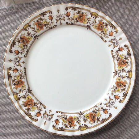 Clovelly Salad Plate