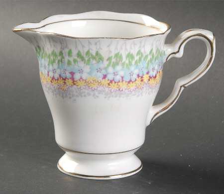 Glendale (Yellow & Blue) Creamer