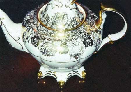 Golden Bouquet Teapot & Lid