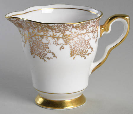 Grape Vine Creamer