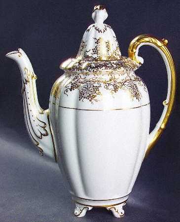 Grape Vine Coffee Pot & Lid